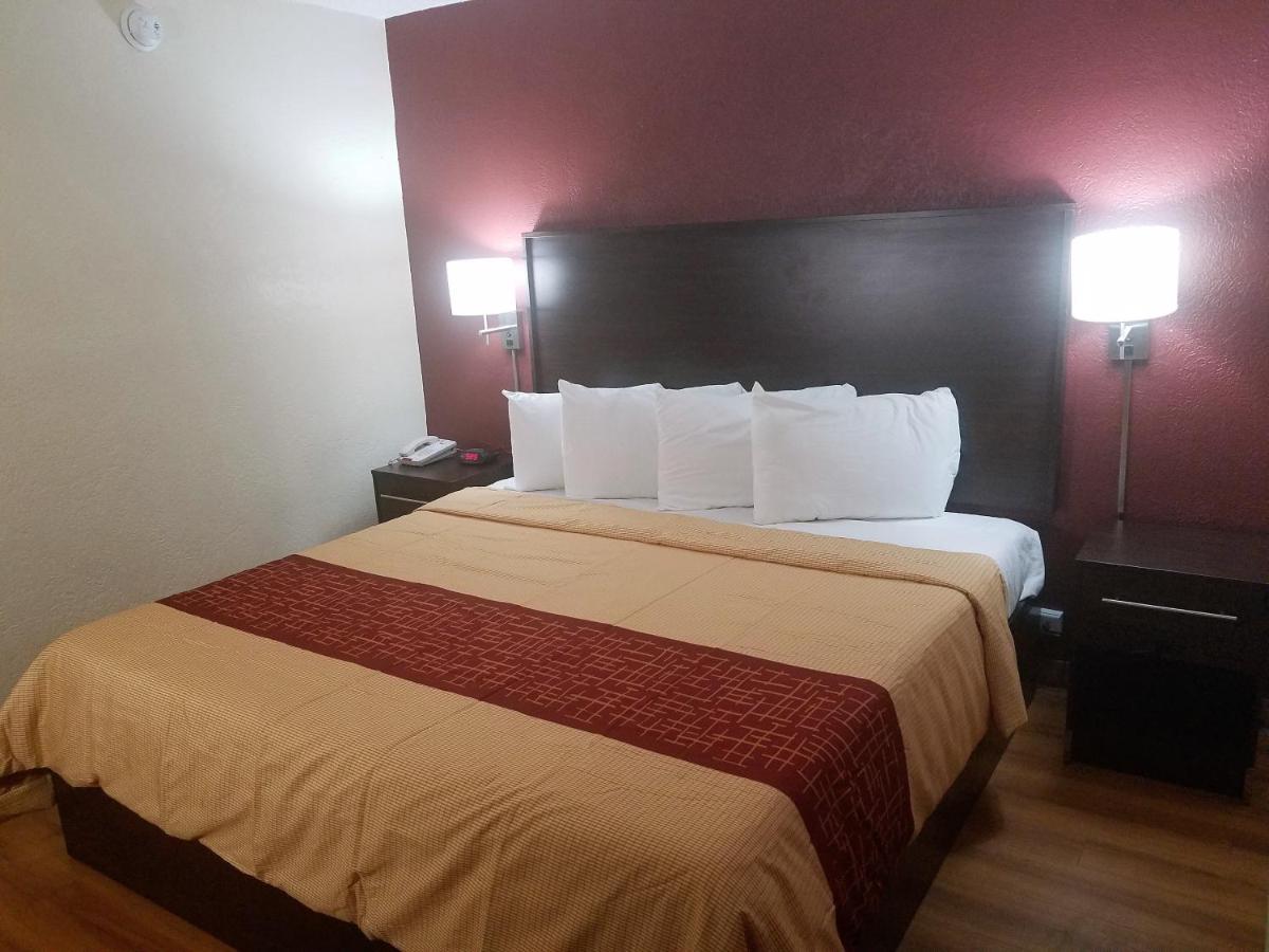 Red Roof Inn San Antonio Northeast - Rittiman Rd ภายนอก รูปภาพ