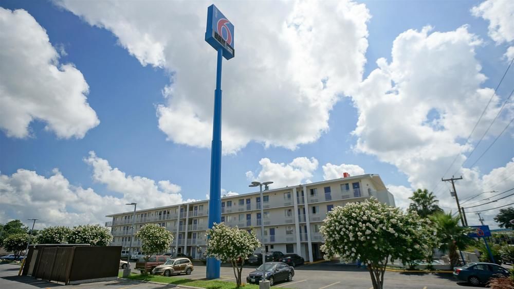Red Roof Inn San Antonio Northeast - Rittiman Rd ภายนอก รูปภาพ