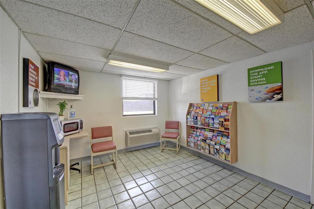 Red Roof Inn San Antonio Northeast - Rittiman Rd สิ่งอำนวยความสะดวก รูปภาพ