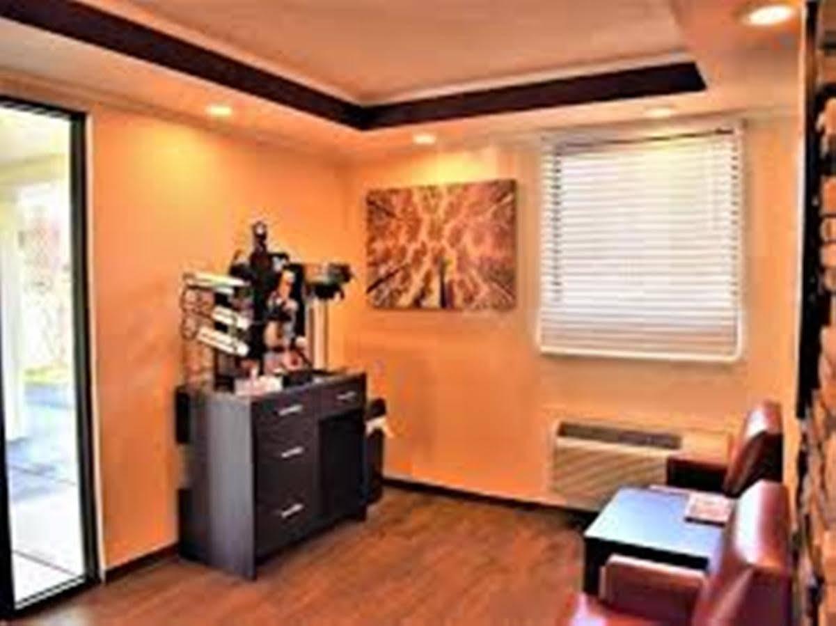 Red Roof Inn San Antonio Northeast - Rittiman Rd ภายนอก รูปภาพ